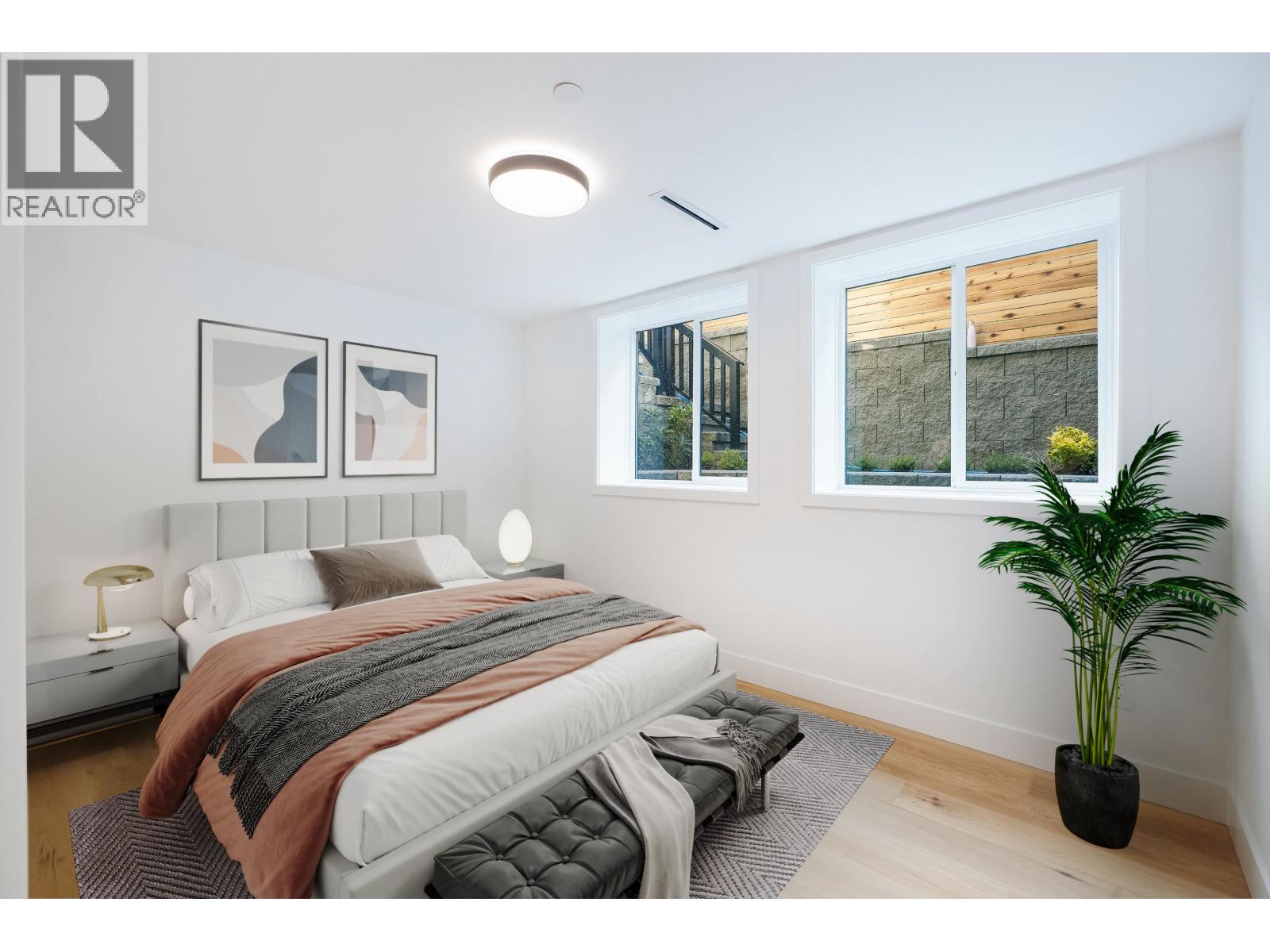 263 W 6th Street, North Vancouver, British Columbia  V7M 1K7 - Photo 12 - R3049049