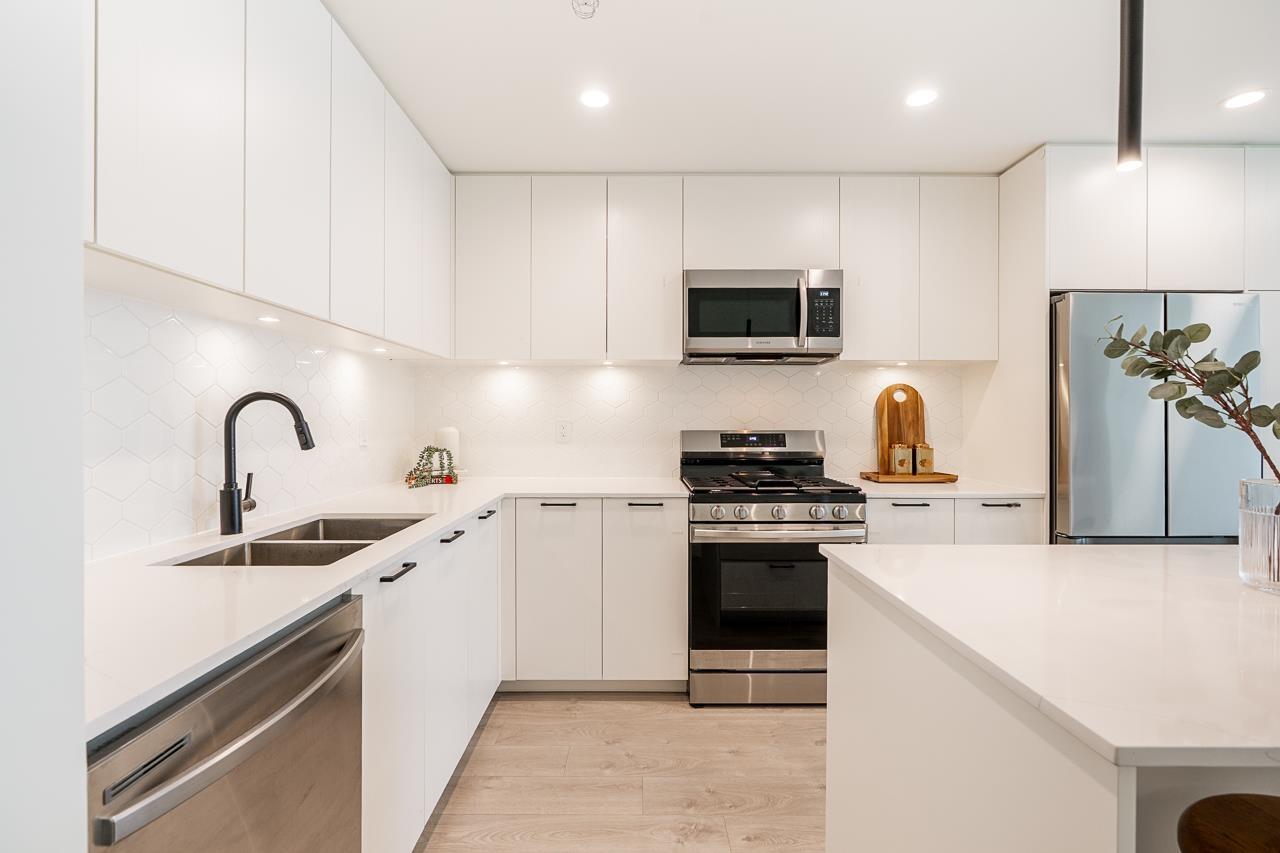 G408 8380 200A STREET, Langley, British Columbia