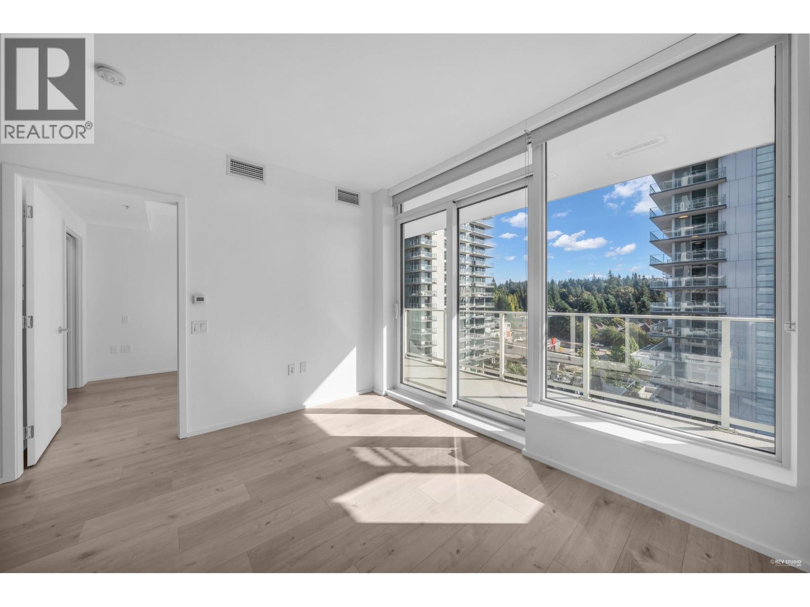 804 3833 Evergreen Place, Burnaby, British Columbia  V3J 0M2 - Photo 3 - R3049000