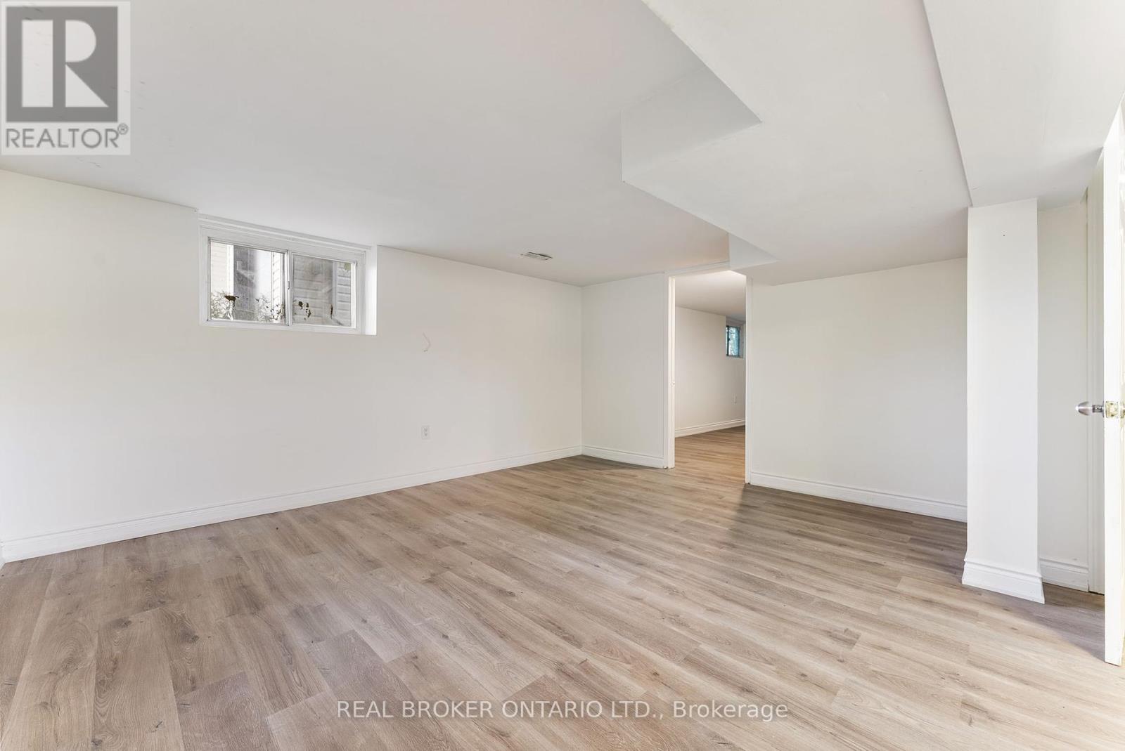 4083 Acheson Avenue, Niagara Falls (Downtown), Ontario  L2E 3L8 - Photo 18 - X12389716