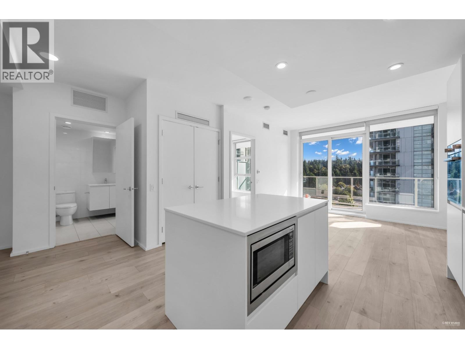 804 3833 Evergreen Place, Burnaby, British Columbia  V3J 0M2 - Photo 13 - R3049000