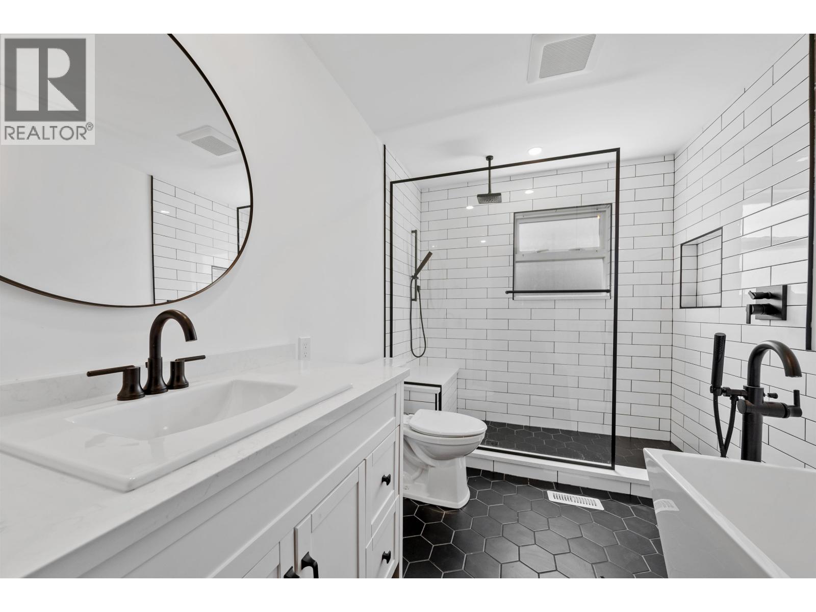 22580 Hinch Crescent, Maple Ridge, British Columbia  V2X 7H6 - Photo 17 - R3049060
