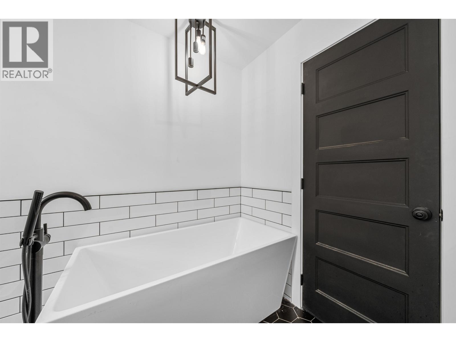 22580 Hinch Crescent, Maple Ridge, British Columbia  V2X 7H6 - Photo 18 - R3049060