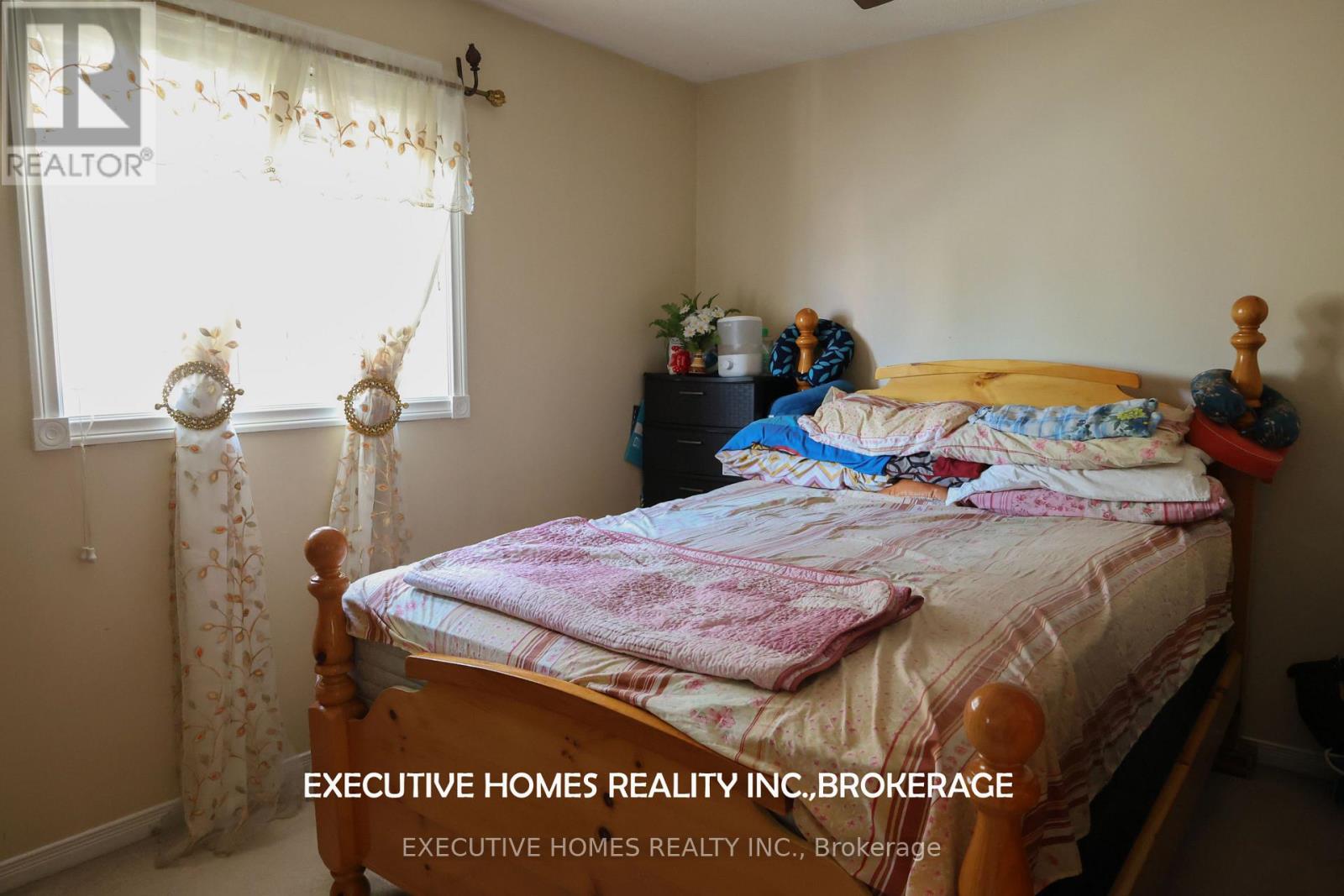 202 Wildwood Trail, Mississauga, Ontario  L4Z 3S5 - Photo 39 - W12409180