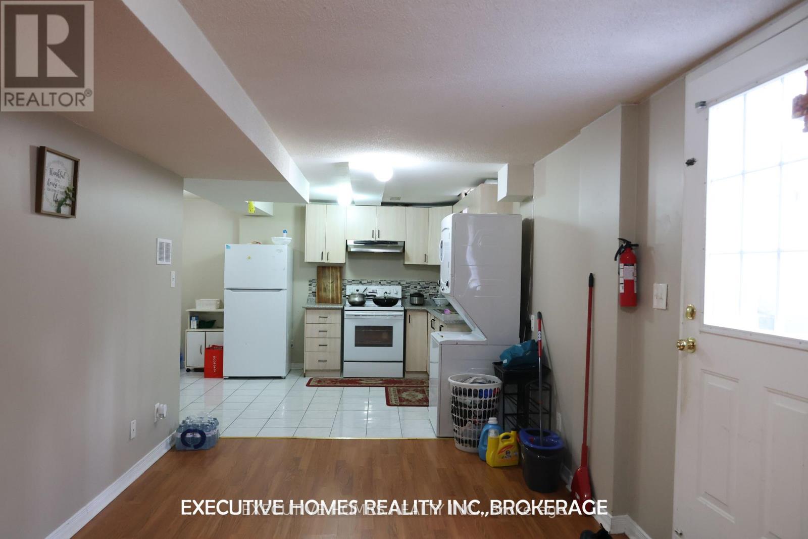 202 Wildwood Trail, Mississauga, Ontario  L4Z 3S5 - Photo 48 - W12409180