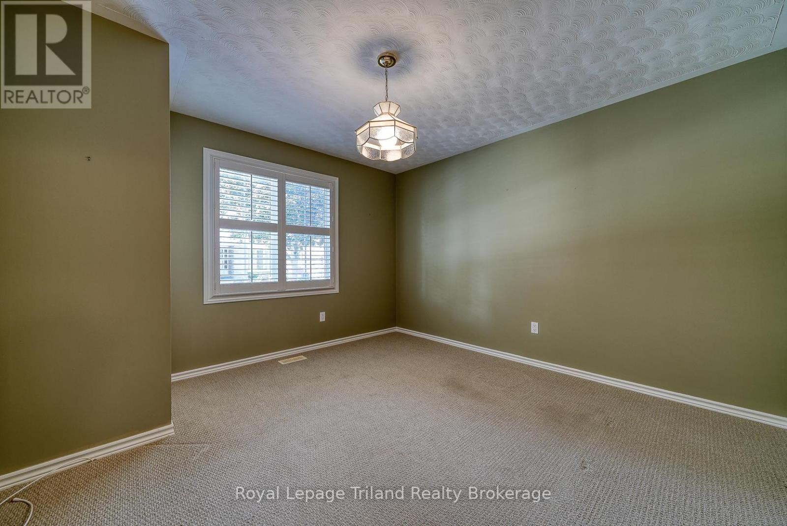 5 - 928 Lorene Street, Woodstock, Ontario  N4S 5N8 - Photo 20 - X12409729