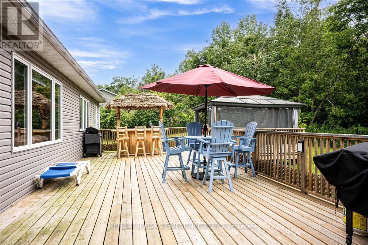 158 Moonstone Road E, Oro-Medonte, Ontario  L0K 1N0 - Photo 41 - S12374628