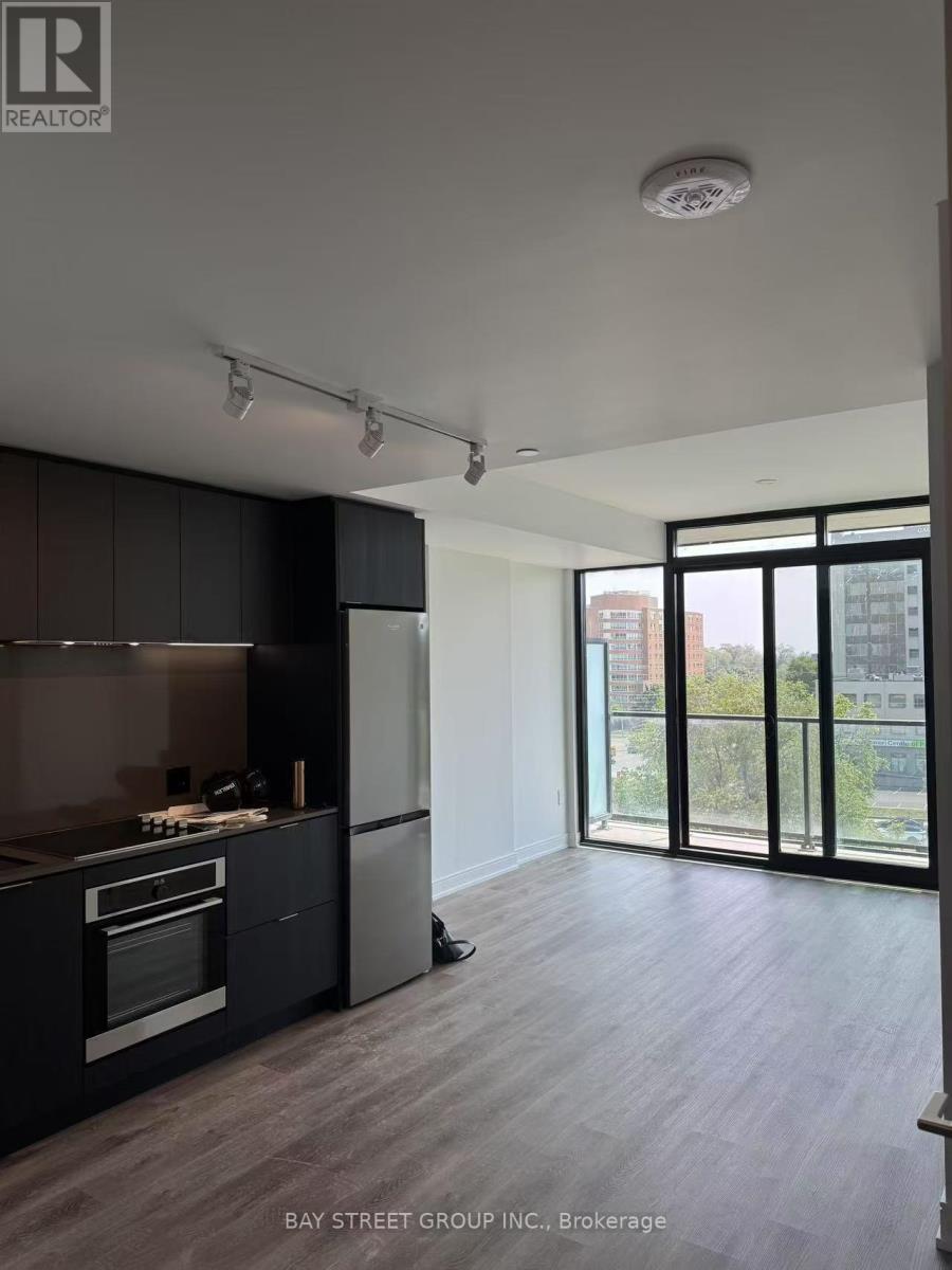 516 - 3009 Novar Road, Mississauga, Ontario  L5B 1H7 - Photo 2 - W12289806