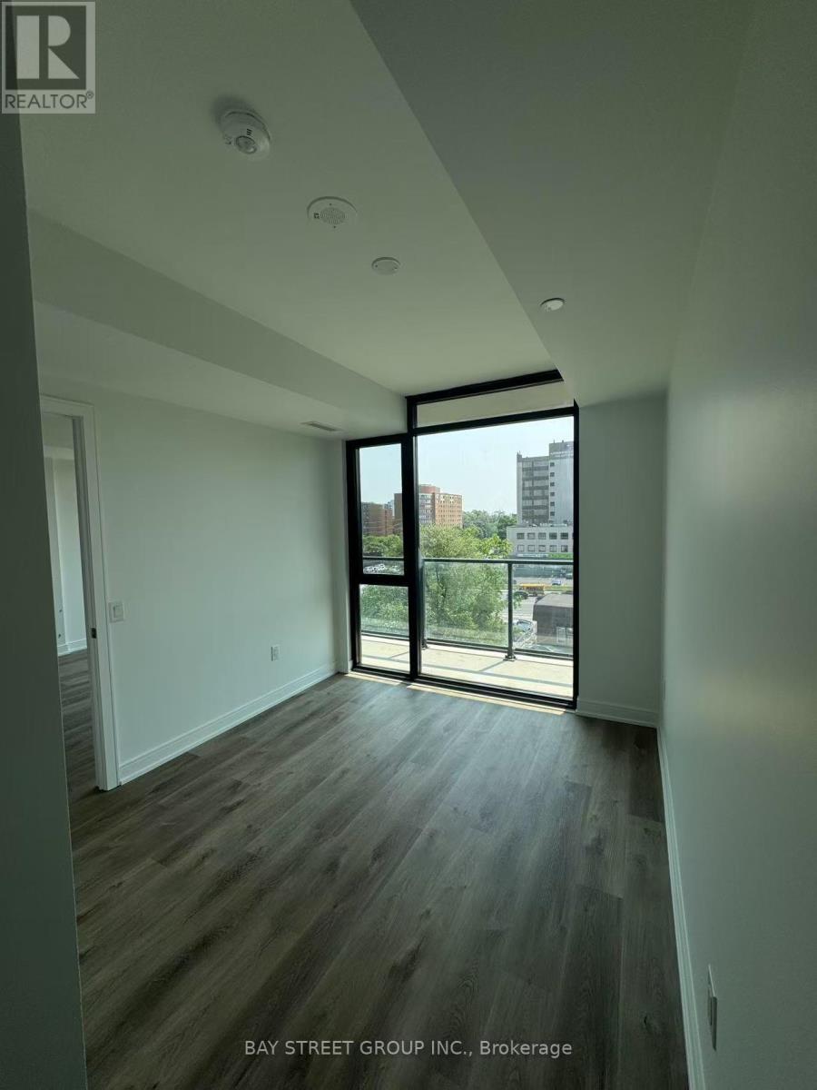 516 - 3009 Novar Road, Mississauga, Ontario  L5B 1H7 - Photo 3 - W12289806