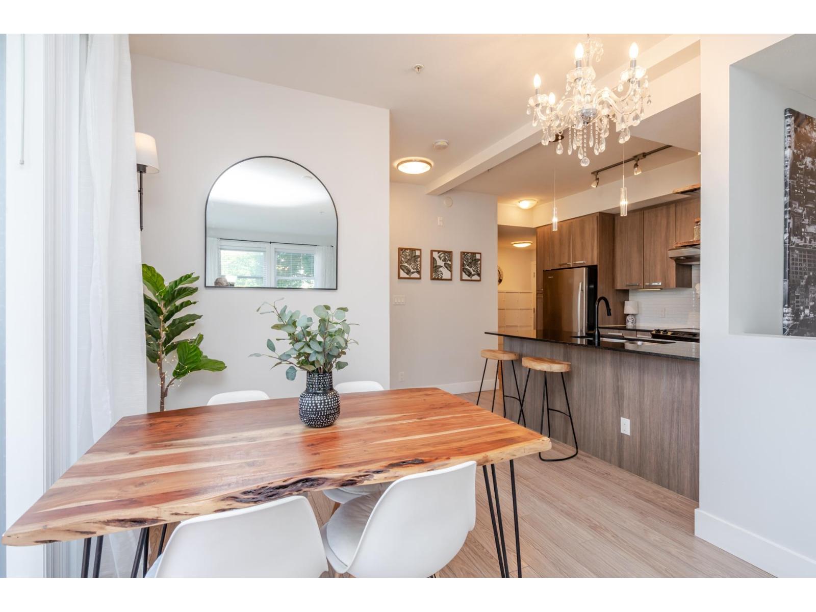 105 15956 86a Avenue, Surrey, British Columbia  V4N 6N8 - Photo 8 - R3048990