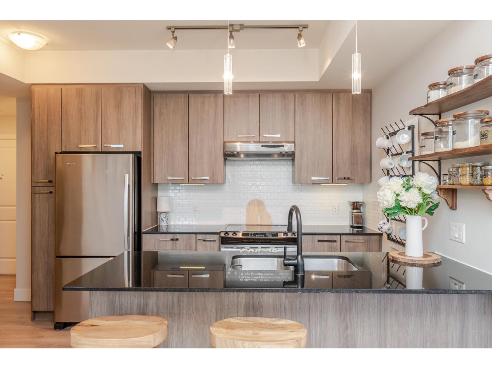 105 15956 86a Avenue, Surrey, British Columbia  V4N 6N8 - Photo 11 - R3048990