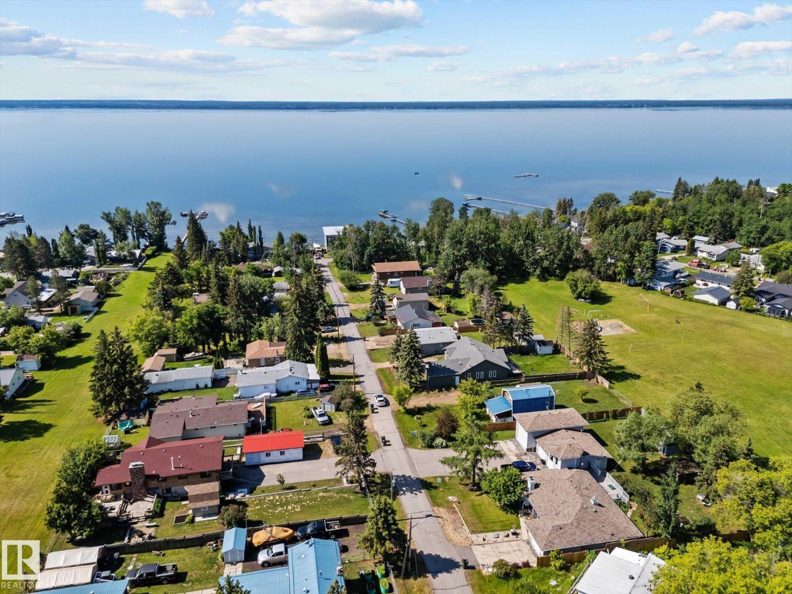 425 4 St, Rural Lac Ste. Anne County, Alberta  T0E 0A0 - Photo 51 - E4429846
