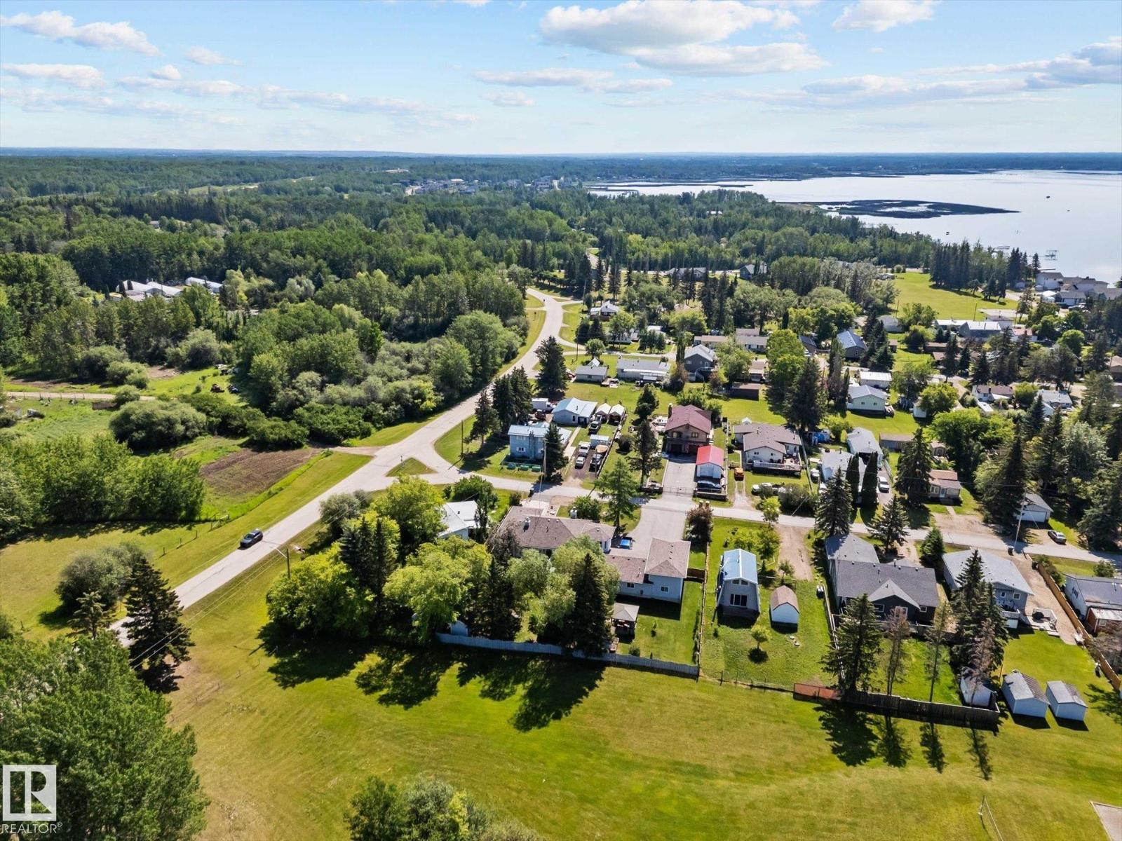 425 4 St, Rural Lac Ste. Anne County, Alberta  T0E 0A0 - Photo 53 - E4429846