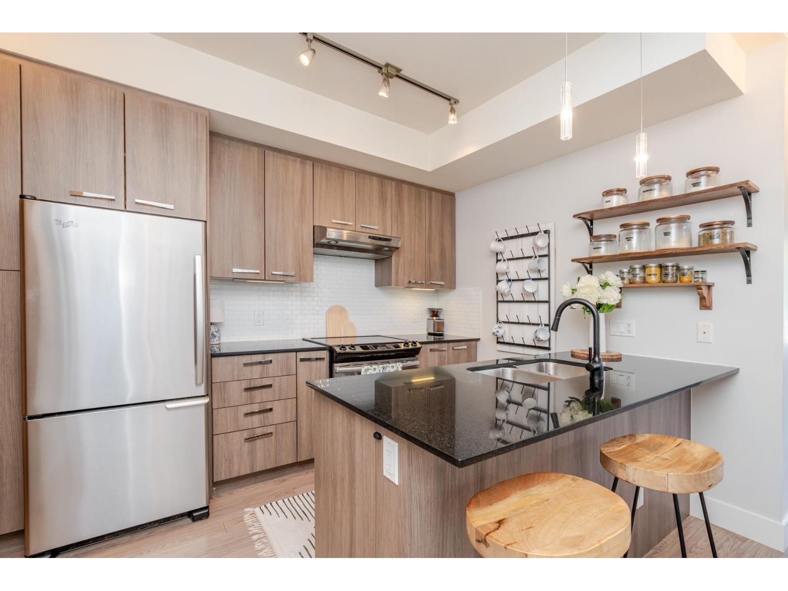 105 15956 86a Avenue, Surrey, British Columbia  V4N 6N8 - Photo 12 - R3048990