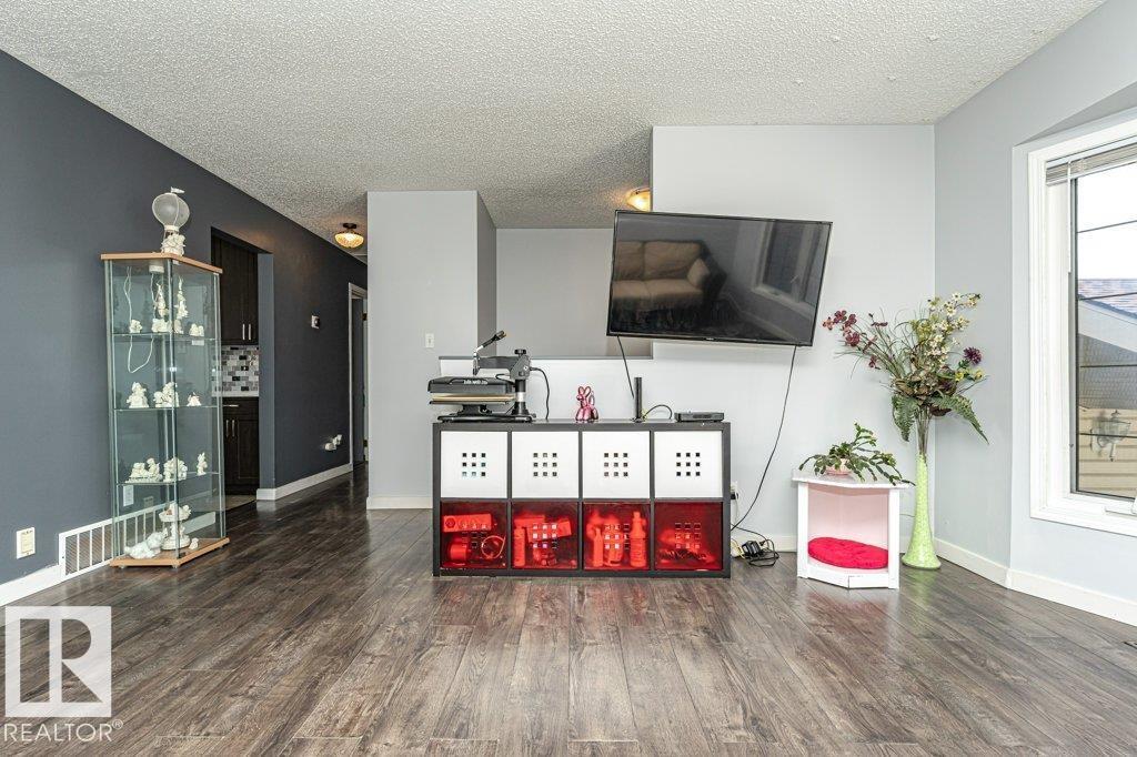 2827 35 St Nw, Edmonton, Alberta  T6L 5K2 - Photo 4 - E4458139