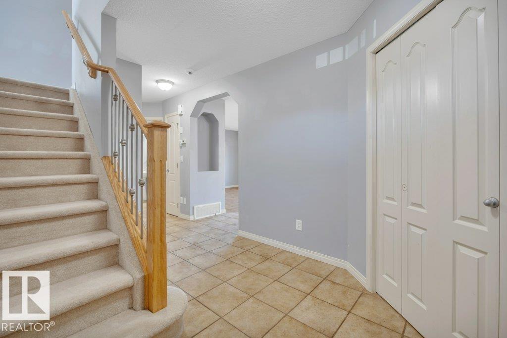 128 Southfork Dr, Leduc, Alberta  T9E 0E9 - Photo 6 - E4458142