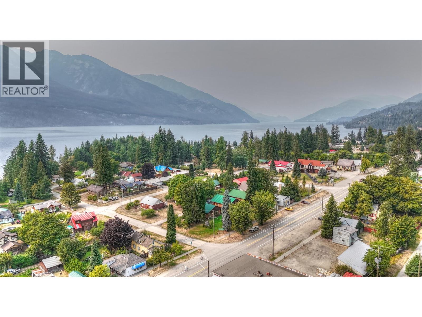 306 & 310 Lake Avenue, Silverton, British Columbia  V0G 1S0 - Photo 11 - 10363254