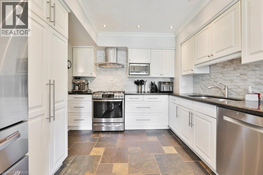 68 Tradewind Drive, Oakville, Ontario  L6L 6K9 - Photo 8 - 40770052