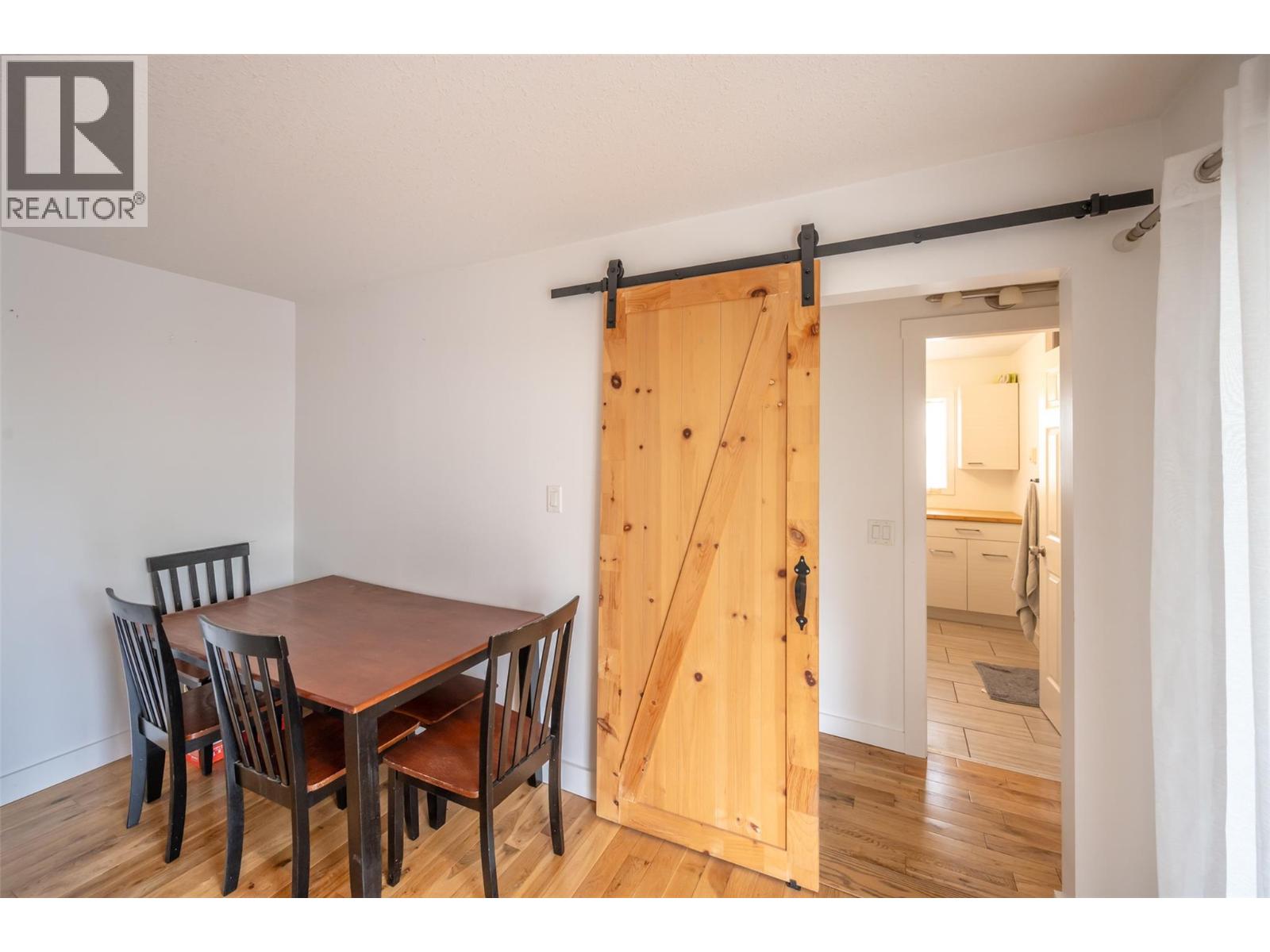 9716 Thompson Road, Summerland, British Columbia  V0H 1Z3 - Photo 11 - 10363282