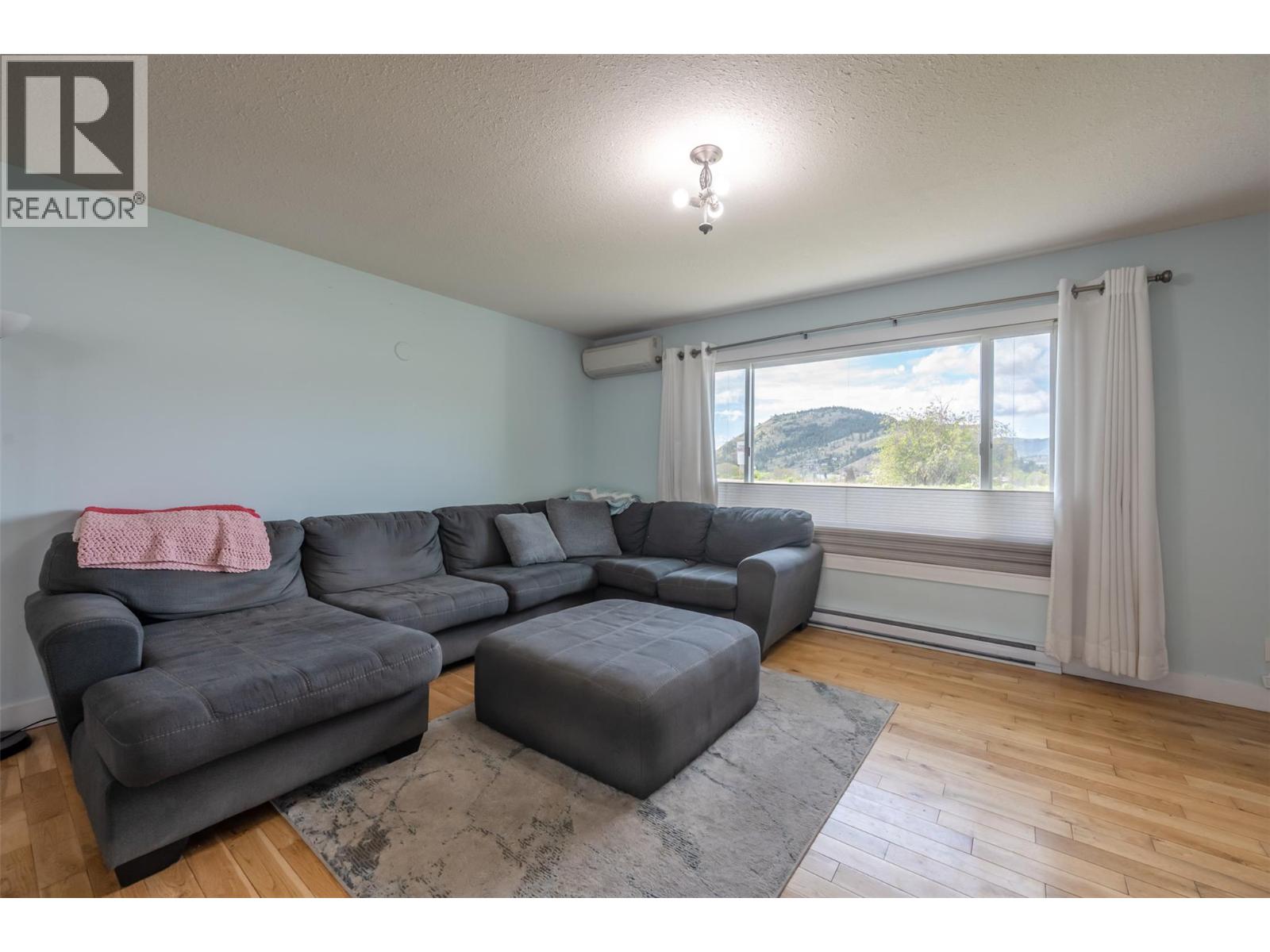 9716 Thompson Road, Summerland, British Columbia  V0H 1Z3 - Photo 4 - 10363282