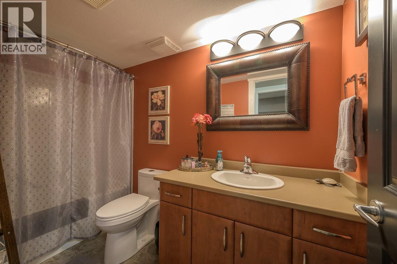565 Mccurrach Place, Kamloops, British Columbia  V2B 8R1 - Photo 29 - 10363038
