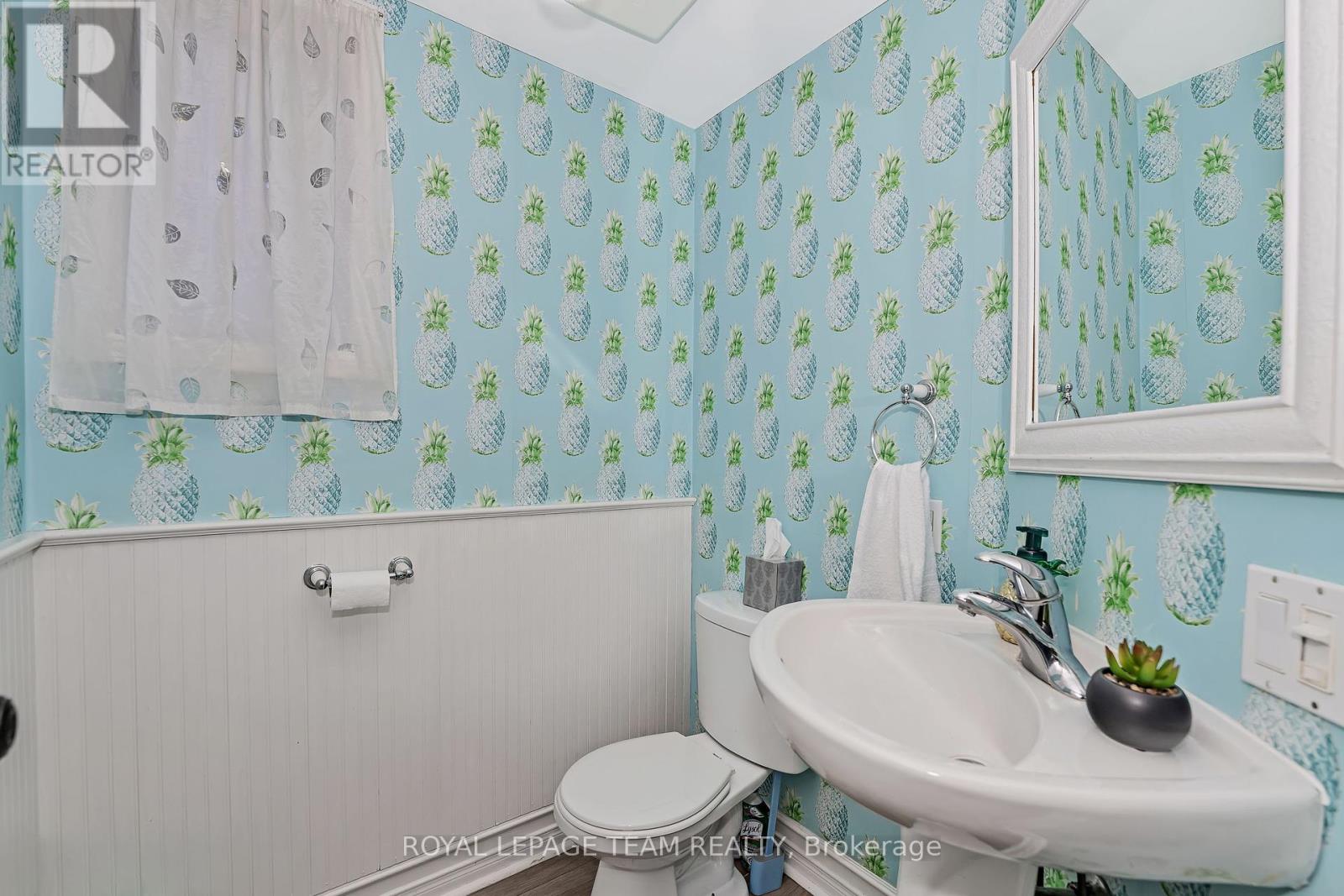 154 Cardinal Crescent, Clarence-Rockland, Ontario  K4K 1K9 - Photo 12 - X12409552