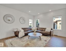 1315 72 ST SW SW Summerside