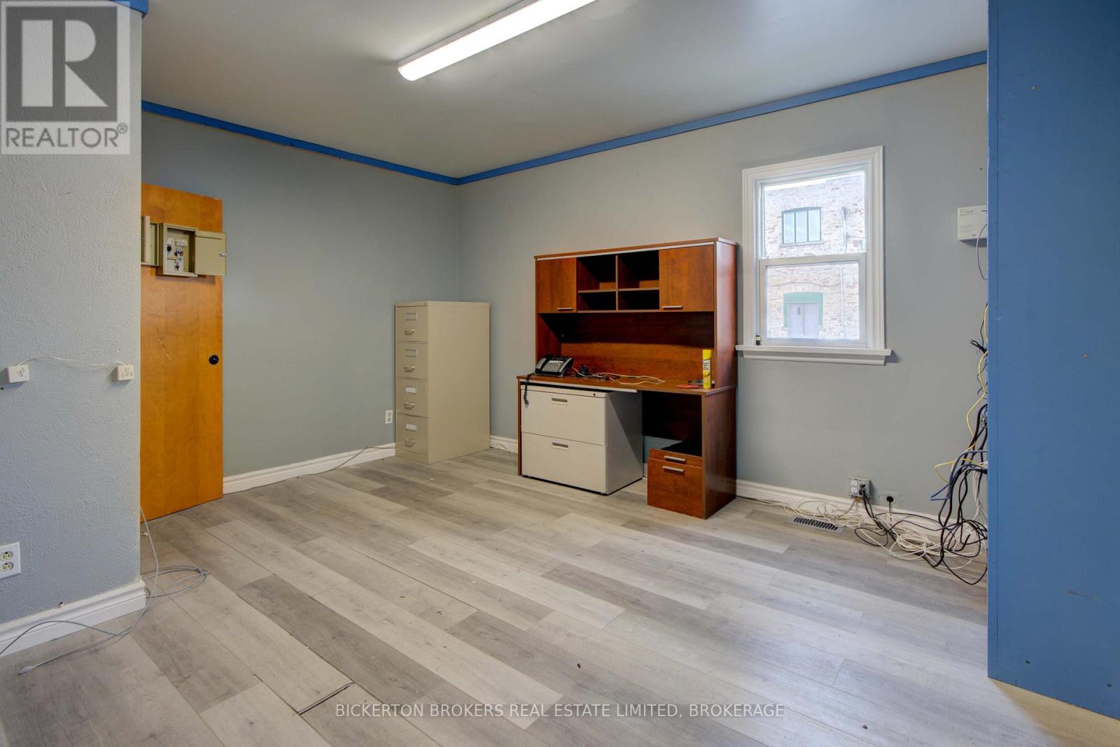 120 Garden Street, Gananoque, Ontario  K7G 1H9 - Photo 33 - X12409940