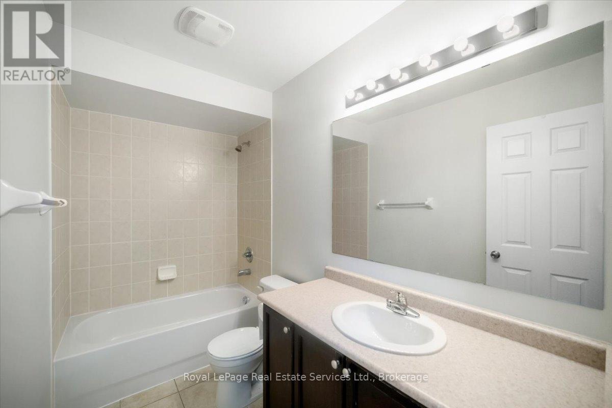 22 - 233 Duskywing Way, Oakville, Ontario  L6L 0C5 - Photo 21 - W12402975