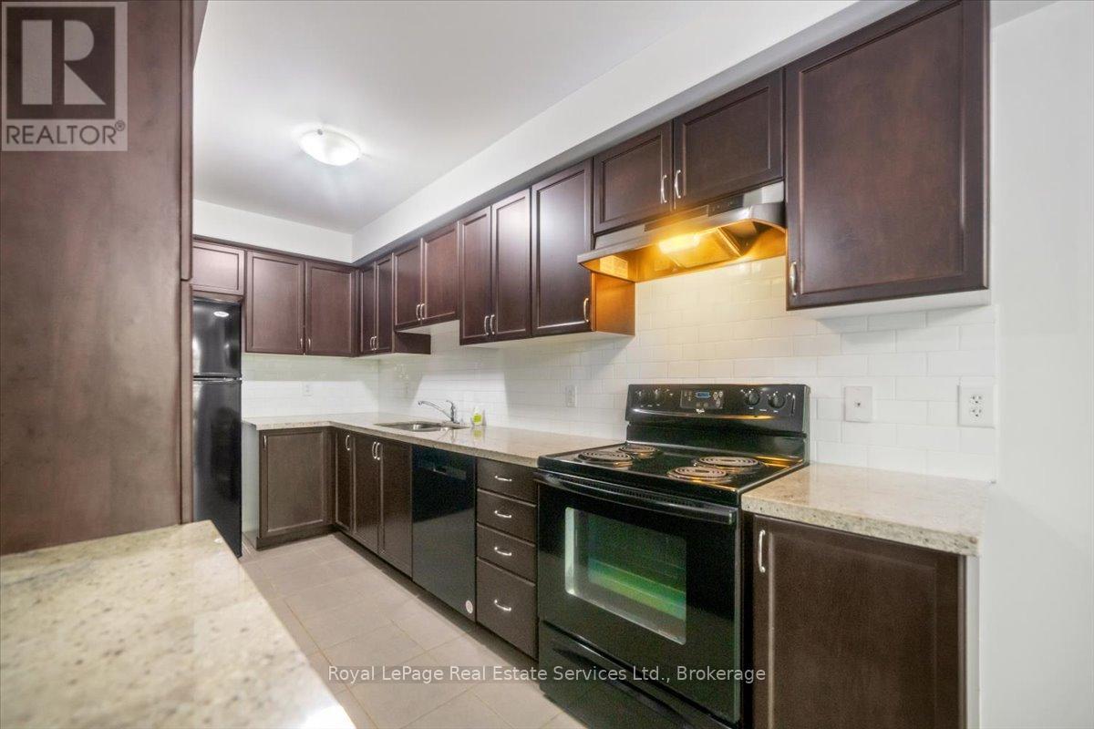 22 - 233 Duskywing Way, Oakville, Ontario  L6L 0C5 - Photo 5 - W12402975