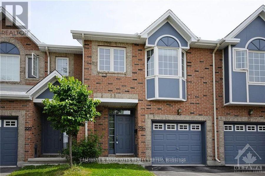 220 FREEDOM PRIVATE, Ottawa, Ontario