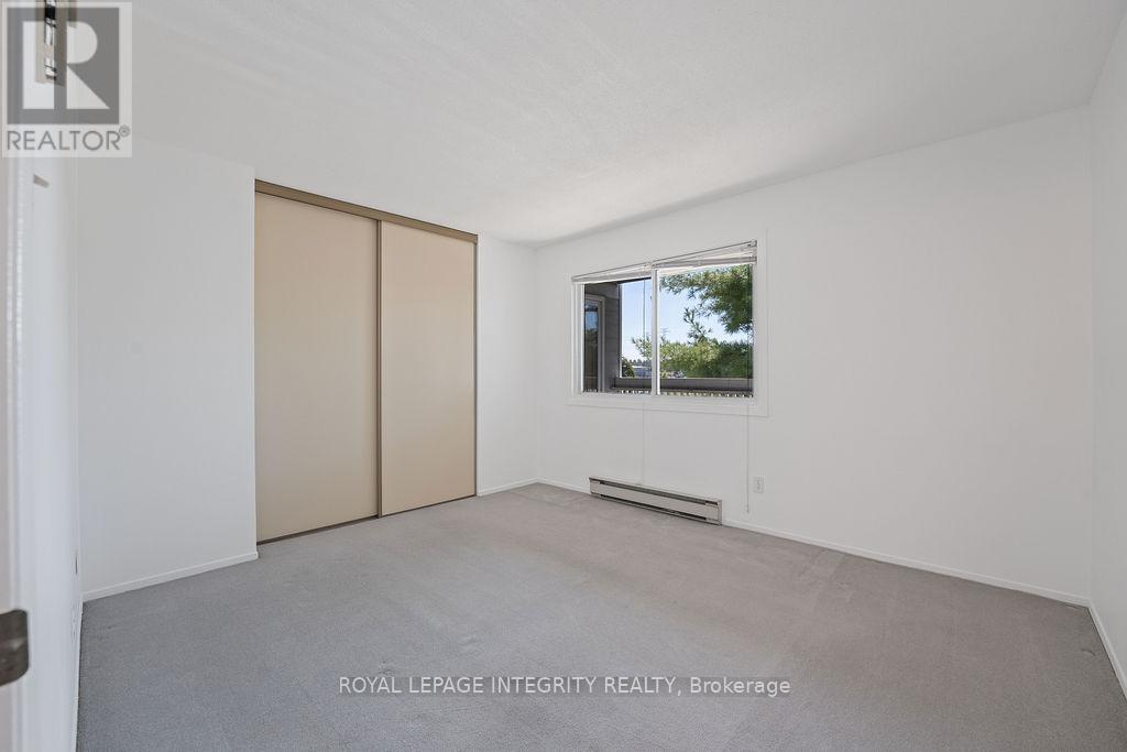 206 - 212 Viewmount Drive, Ottawa, Ontario  K2E 7X2 - Photo 24 - X12409912