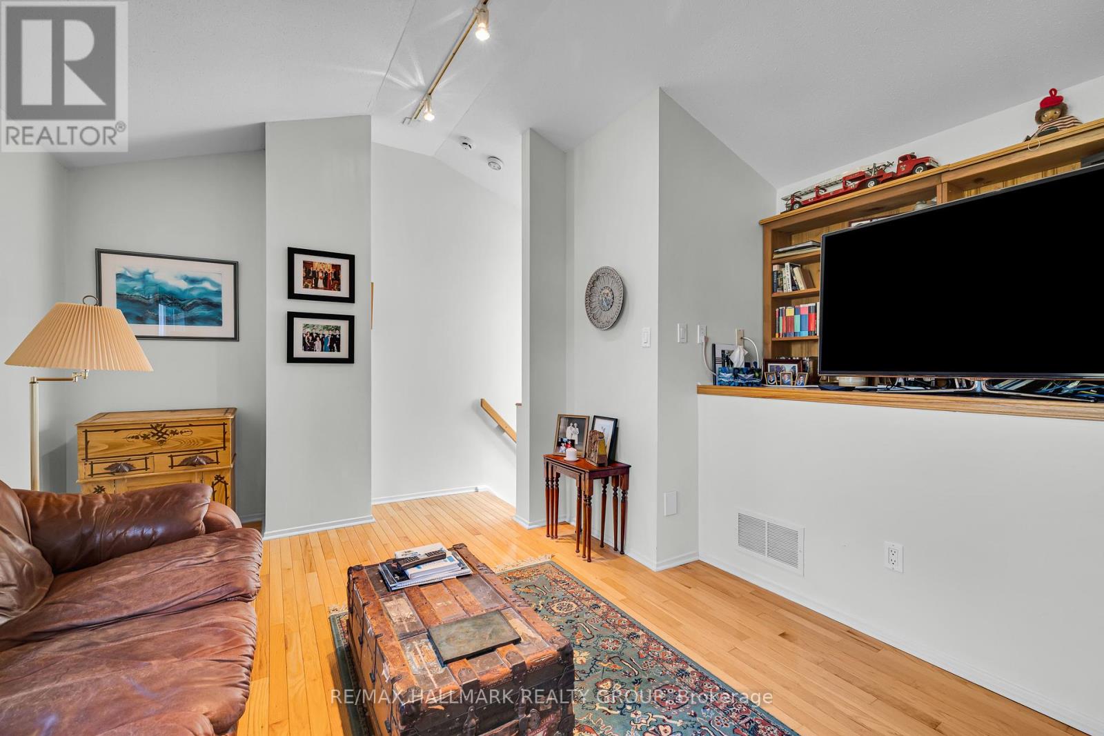 1 - 60 Greenfield Avenue, Ottawa, Ontario  K1S 0X7 - Photo 32 - X12409919