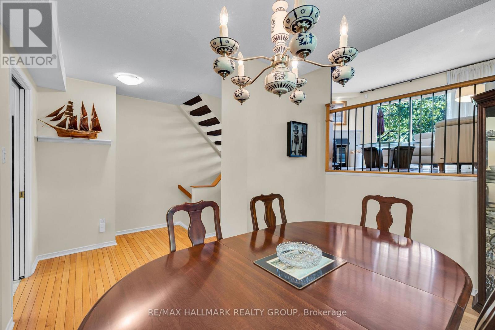 1 - 60 Greenfield Avenue, Ottawa, Ontario  K1S 0X7 - Photo 8 - X12409919