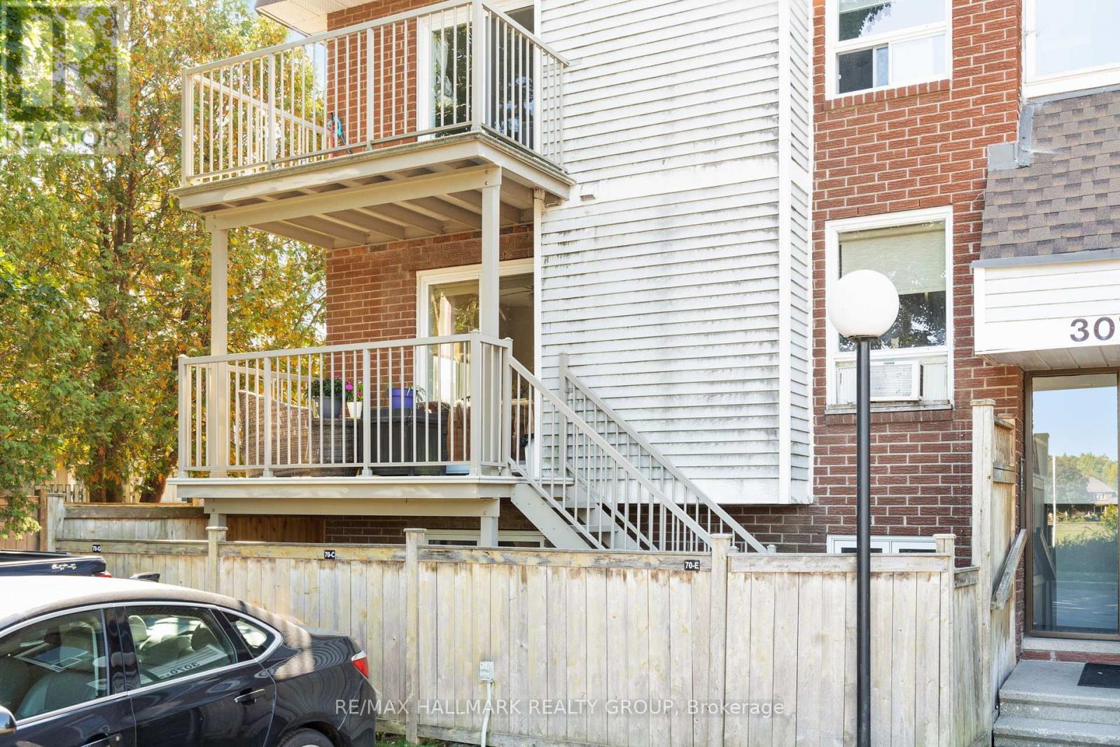 D - 3070 Councillors Way, Ottawa, Ontario  K1T 2S6 - Photo 2 - X12409958