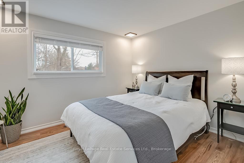 23 Lorne Avenue, Hamilton (Ancaster), Ontario  L9G 2X6 - Photo 17 - X12409939