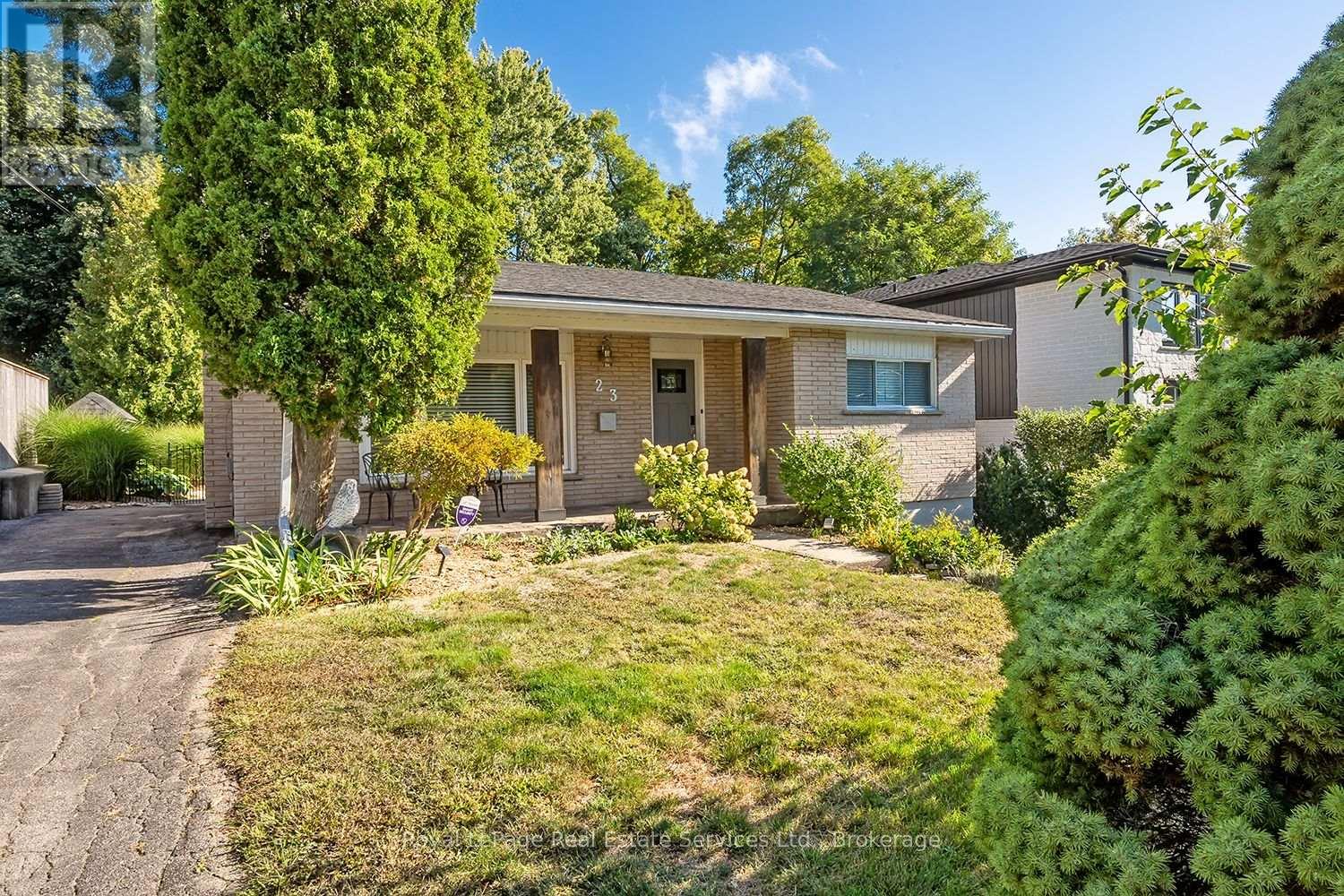 23 Lorne Avenue, Hamilton (Ancaster), Ontario  L9G 2X6 - Photo 2 - X12409939