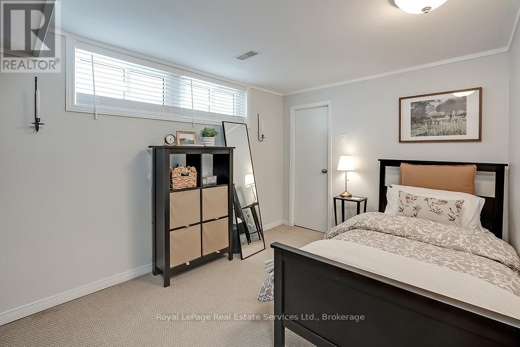 23 Lorne Avenue, Hamilton (Ancaster), Ontario  L9G 2X6 - Photo 29 - X12409939