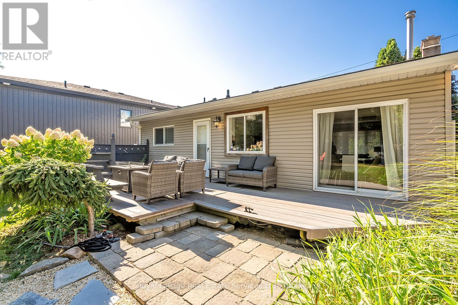 23 Lorne Avenue, Hamilton (Ancaster), Ontario  L9G 2X6 - Photo 33 - X12409939