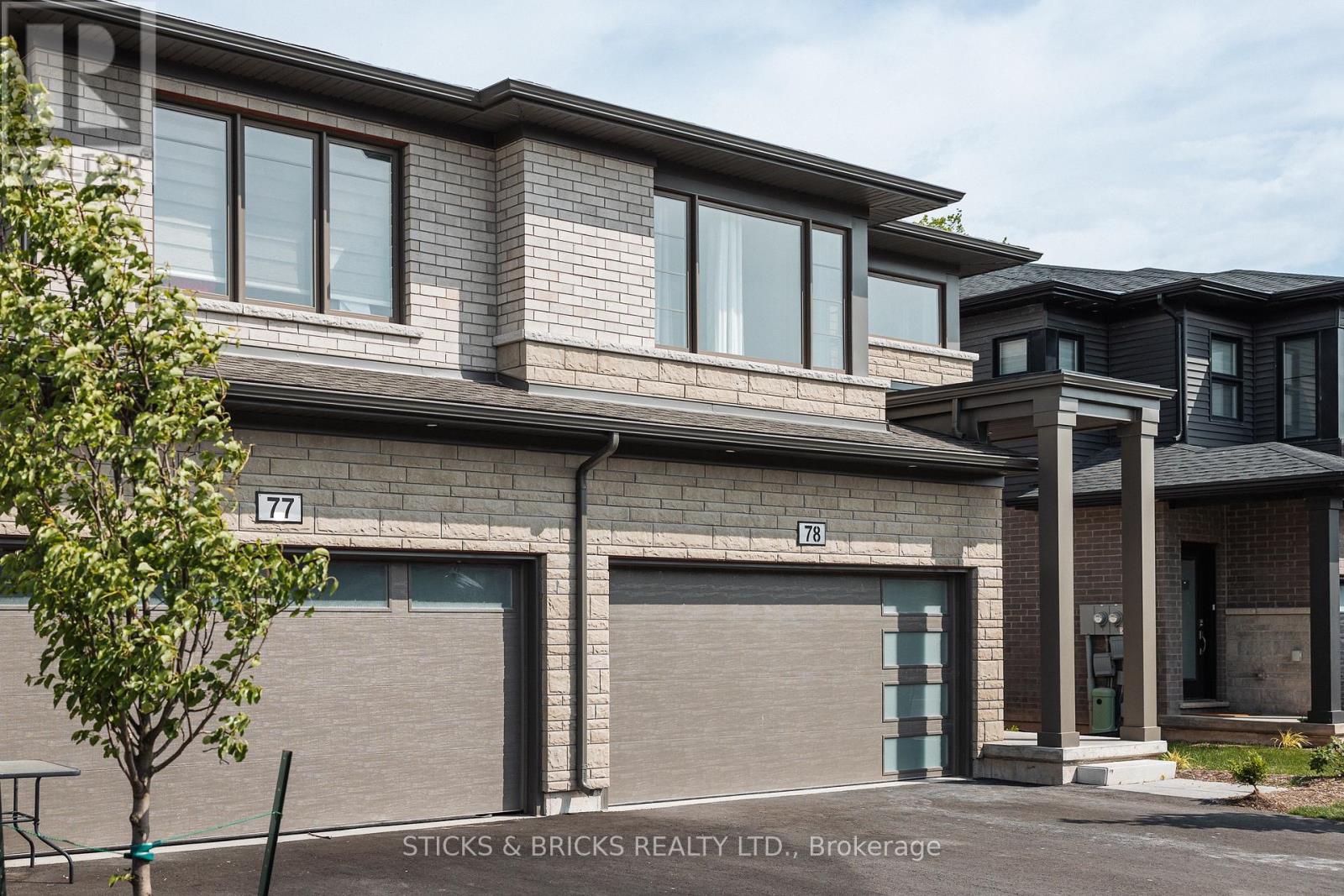 78 - 4552 Portage Road, Niagara Falls, Ontario  L2E 6A8 - Photo 2 - X12409813