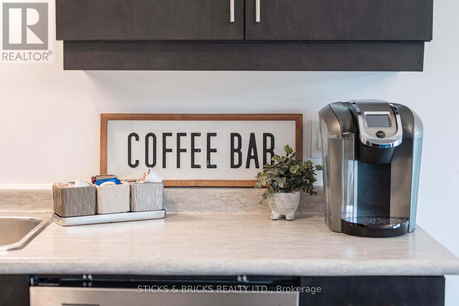 78 - 4552 Portage Road, Niagara Falls, Ontario  L2E 6A8 - Photo 20 - X12409813