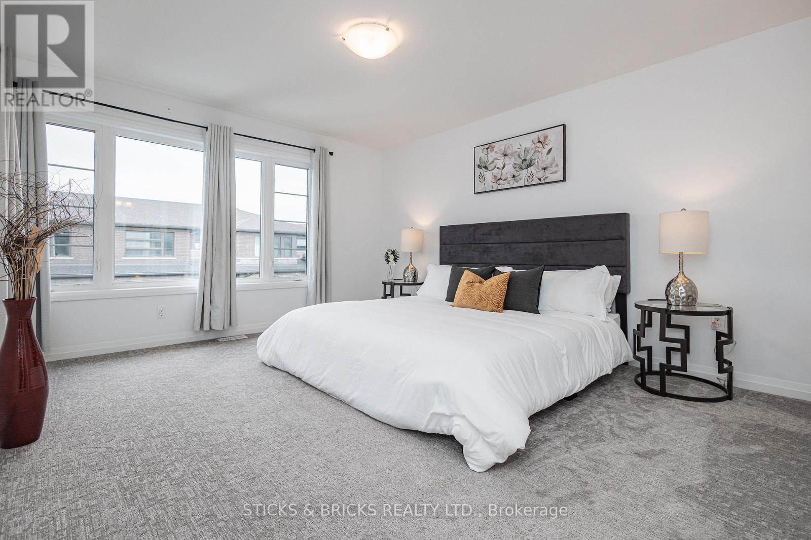 78 - 4552 Portage Road, Niagara Falls, Ontario  L2E 6A8 - Photo 27 - X12409813