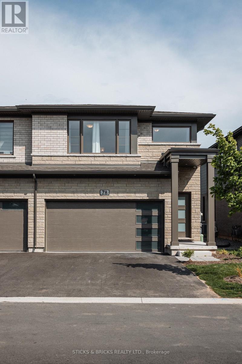 78 - 4552 Portage Road, Niagara Falls, Ontario  L2E 6A8 - Photo 4 - X12409813