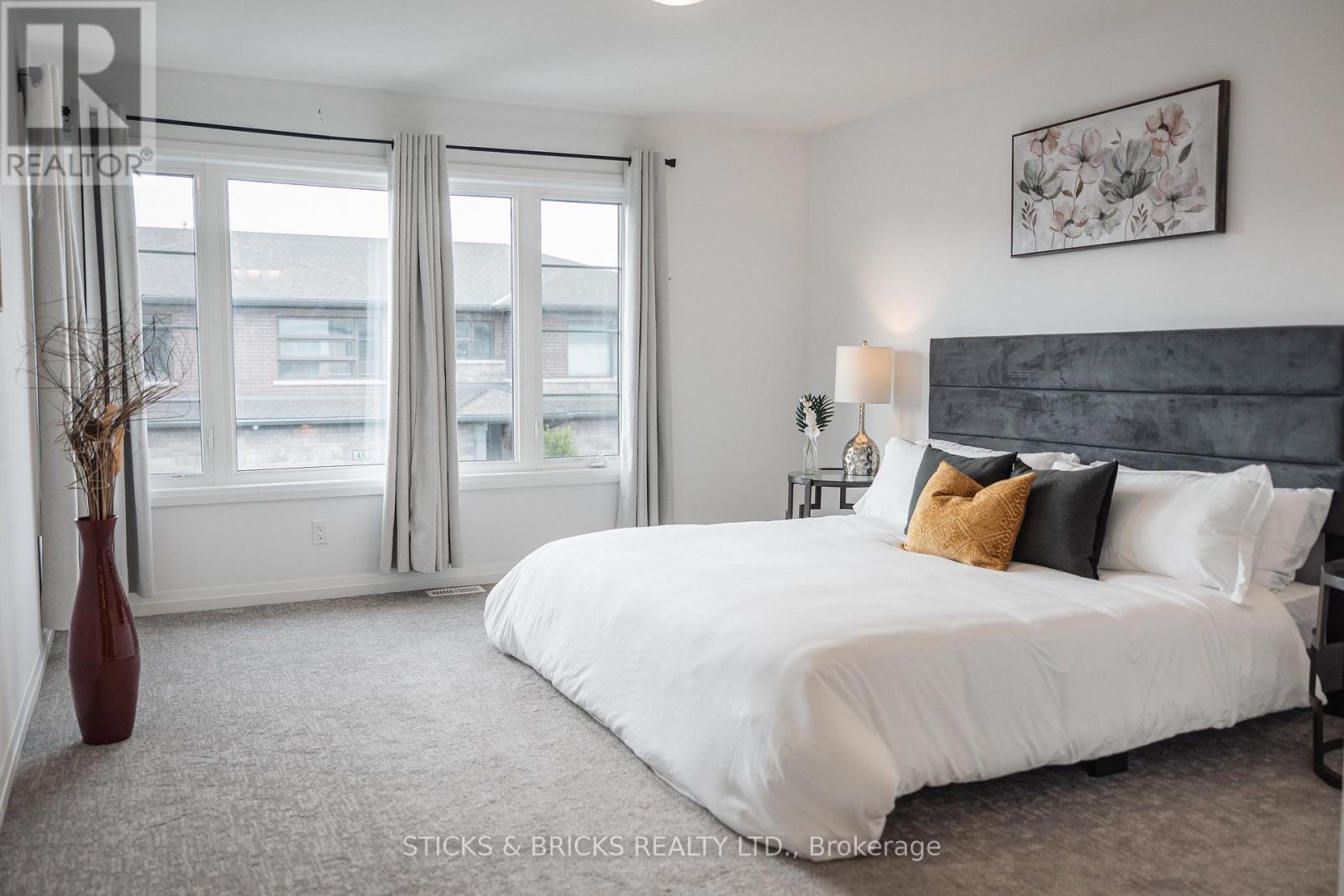 78 - 4552 Portage Road, Niagara Falls, Ontario  L2E 6A8 - Photo 40 - X12409813