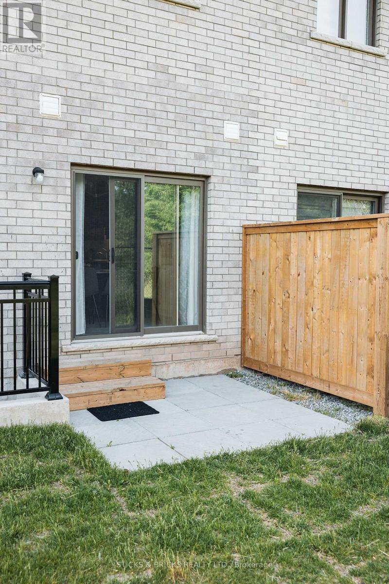 78 - 4552 Portage Road, Niagara Falls, Ontario  L2E 6A8 - Photo 7 - X12409813