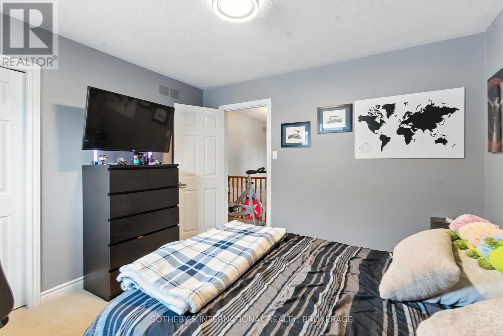 32 Sterling Street, St. Catharines, Ontario  L2S 3T2 - Photo 22 - X12409873