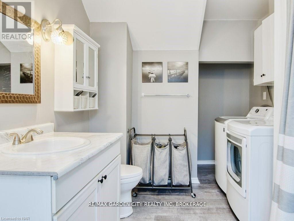 43 St George Street, St. Catharines, Ontario  L2M 5P5 - Photo 27 - X12409941