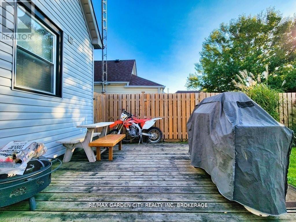 43 St George Street, St. Catharines, Ontario  L2M 5P5 - Photo 30 - X12409941