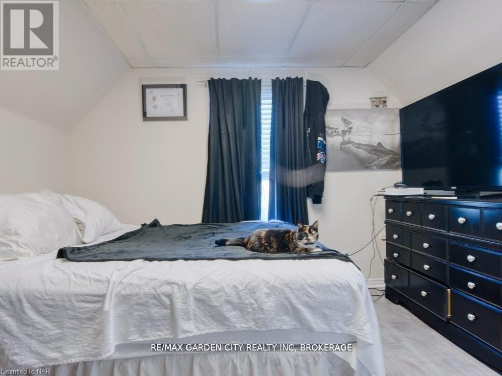 43 St George Street, St. Catharines, Ontario  L2M 5P5 - Photo 35 - X12409941
