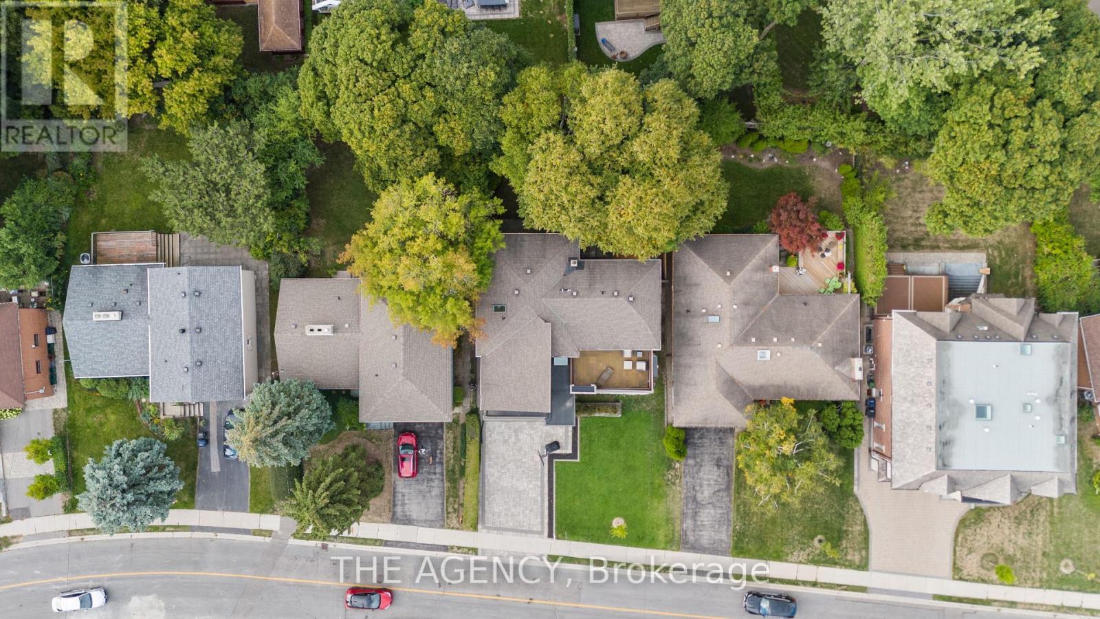 92 Citation Drive, Toronto, Ontario  M2K 1T1 - Photo 3 - C12409735